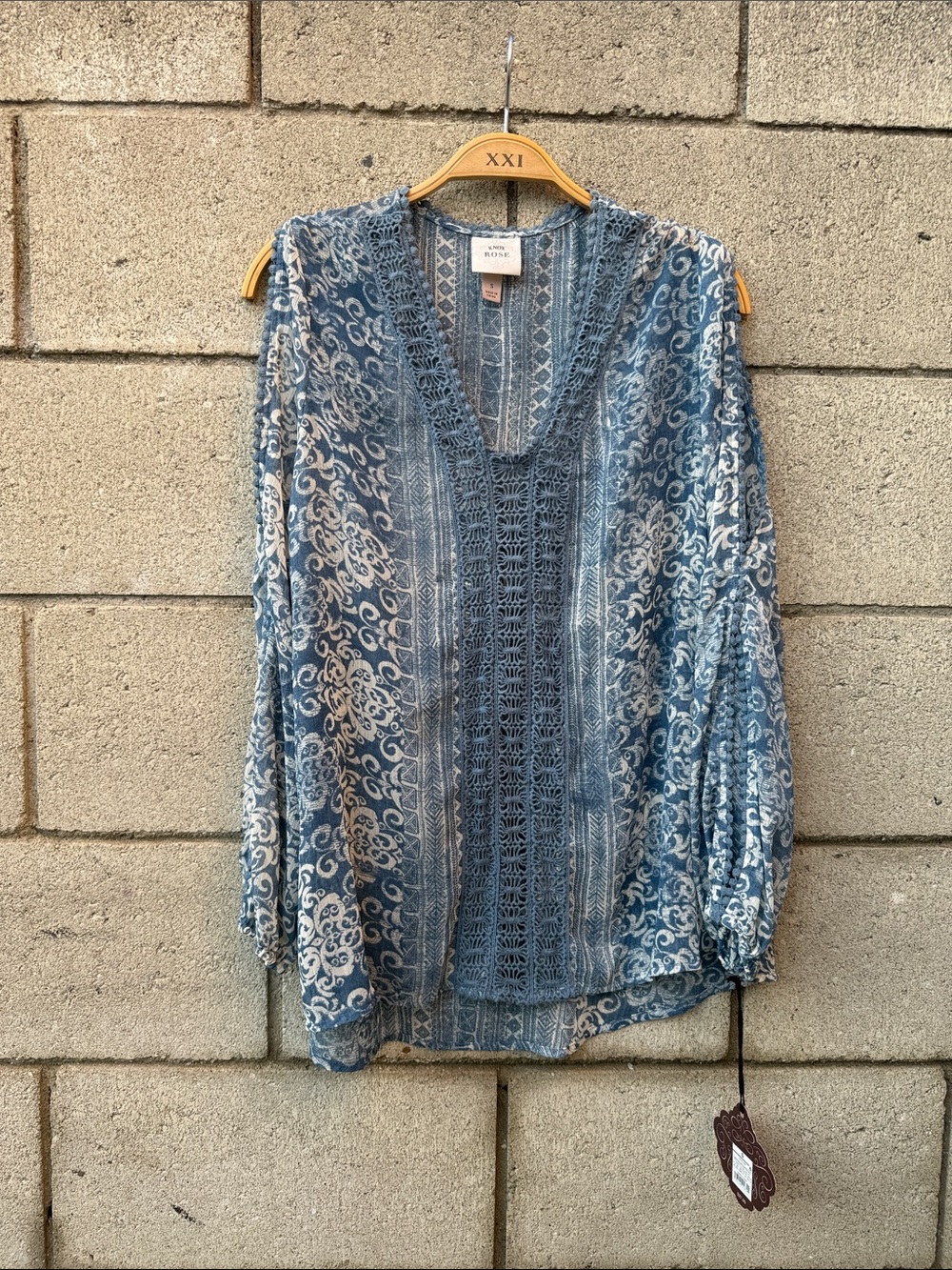 NWT Blue & Cream Crochet-Trim V-Neck Tunic